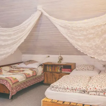 Vintage Vila